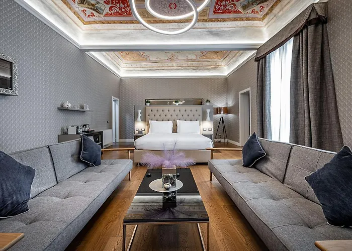 Martelli 6 Suite & Apartments Florence